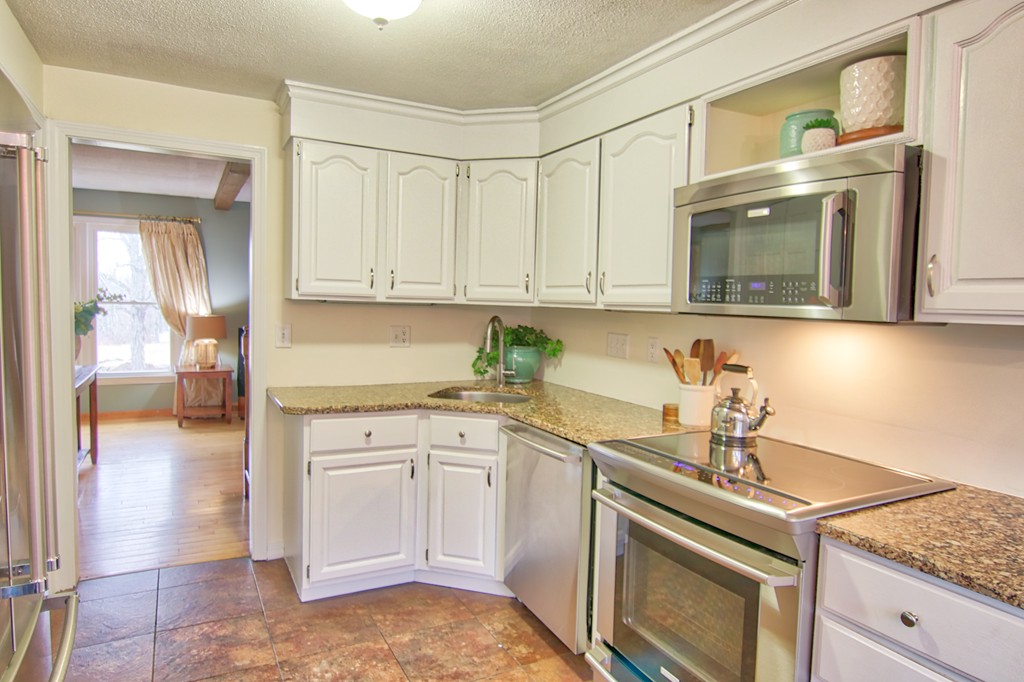 143 Nash Hill Road Ludlow, MA 01056 - Photo 12 of 28 Gallery Image 12