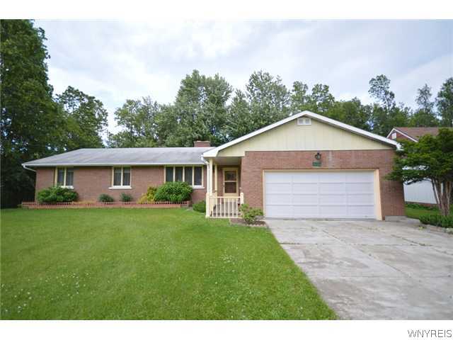 435 Ayer Road Amherst, NY 14221 - Photo 1 of 1 Exterior Front