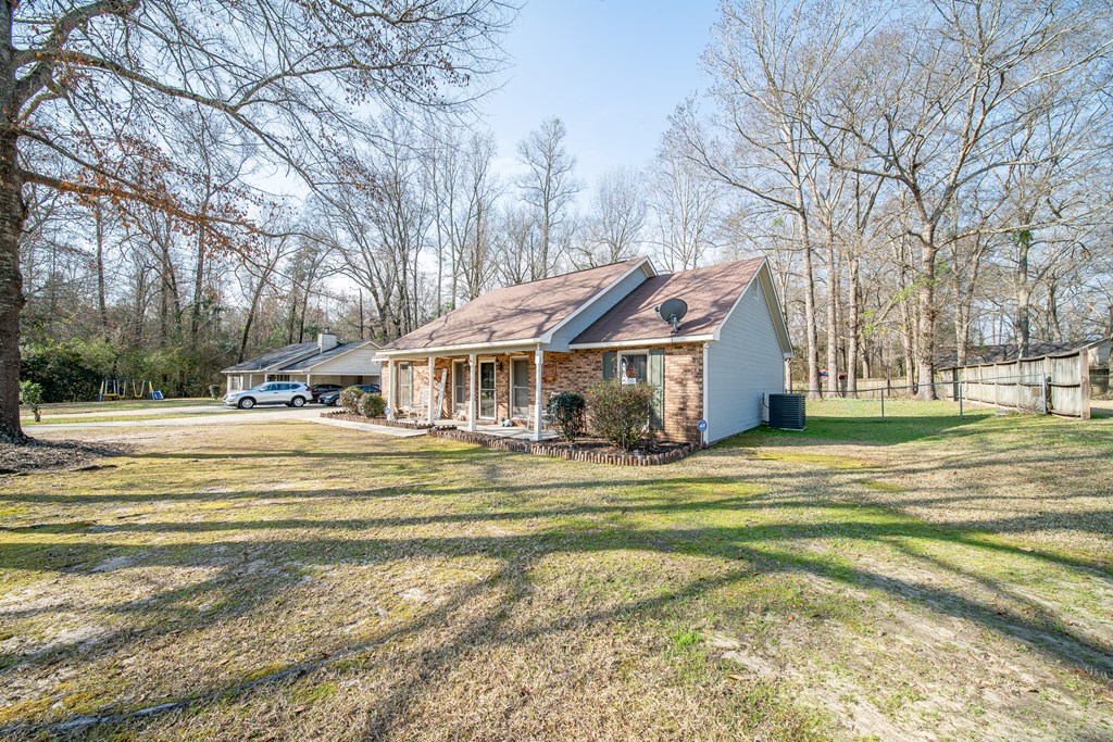770 Lee Road Phenix City, AL 36870 - Photo 4 of 35