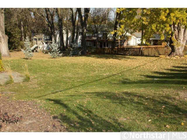 2702 Vale Crest Road Crystal, MN 55422 - Photo 8 of 16