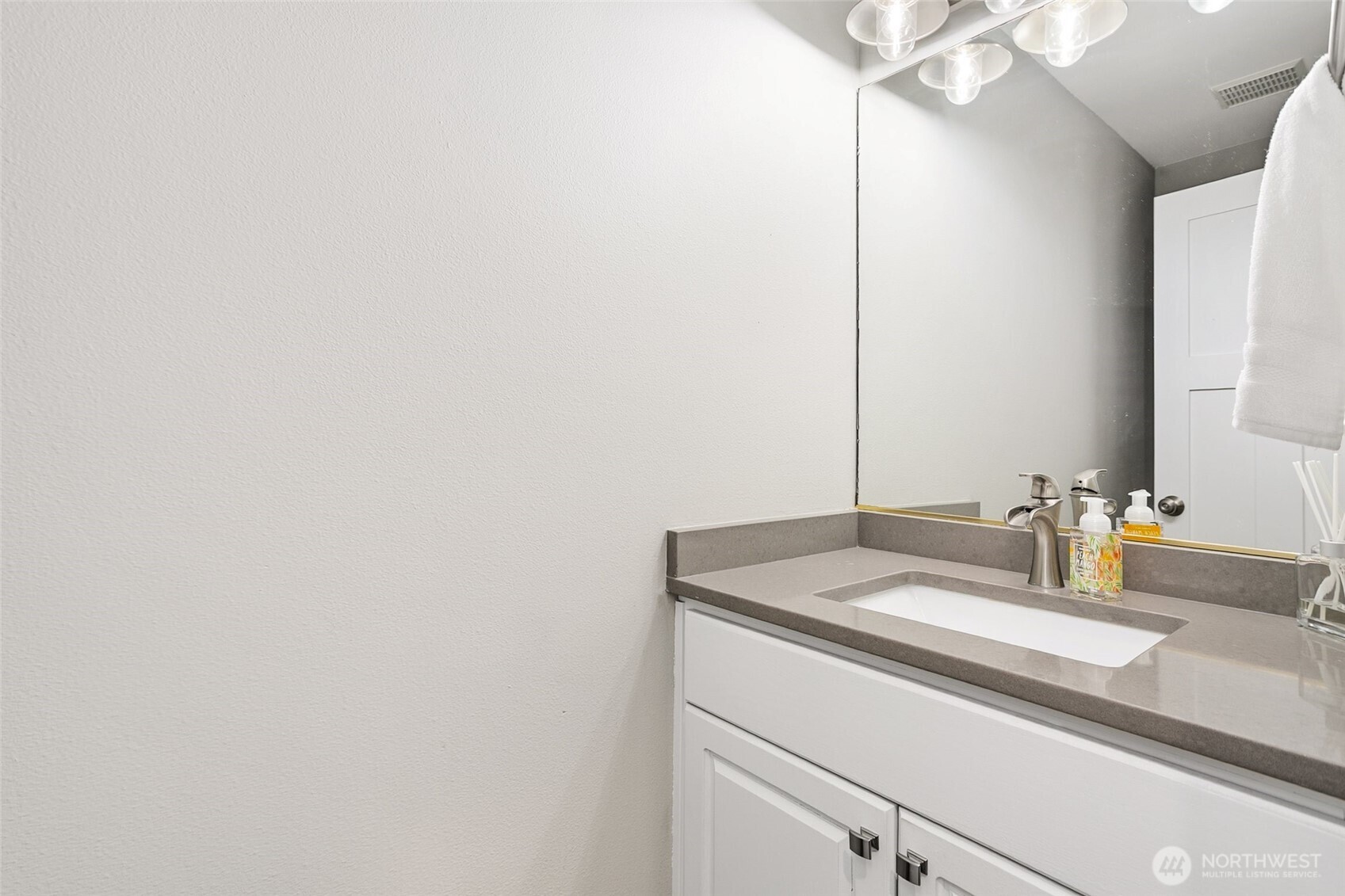 3130 177th Street Southeast Bothell, WA 98012 - Photo 24 of 37