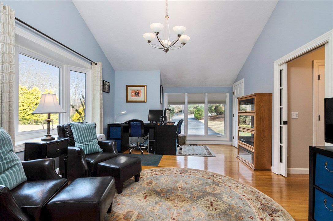 245 Country View Drive Warwick, RI 02886 - Photo 14 of 27