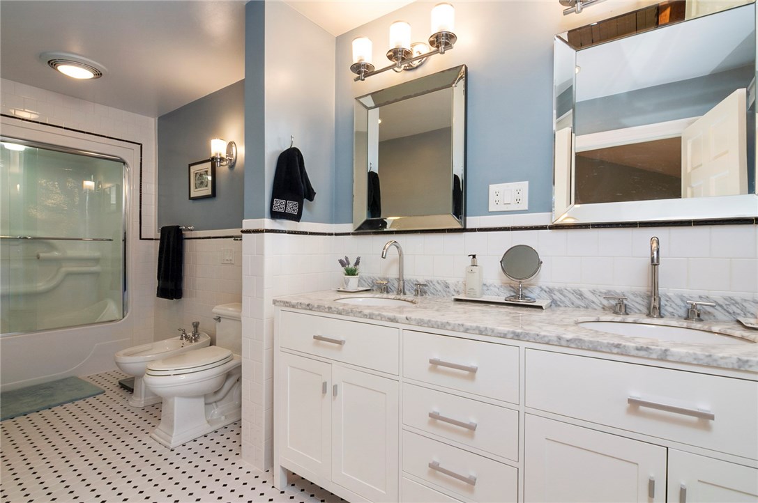 245 Country View Drive Warwick, RI 02886 - Photo 16 of 27
