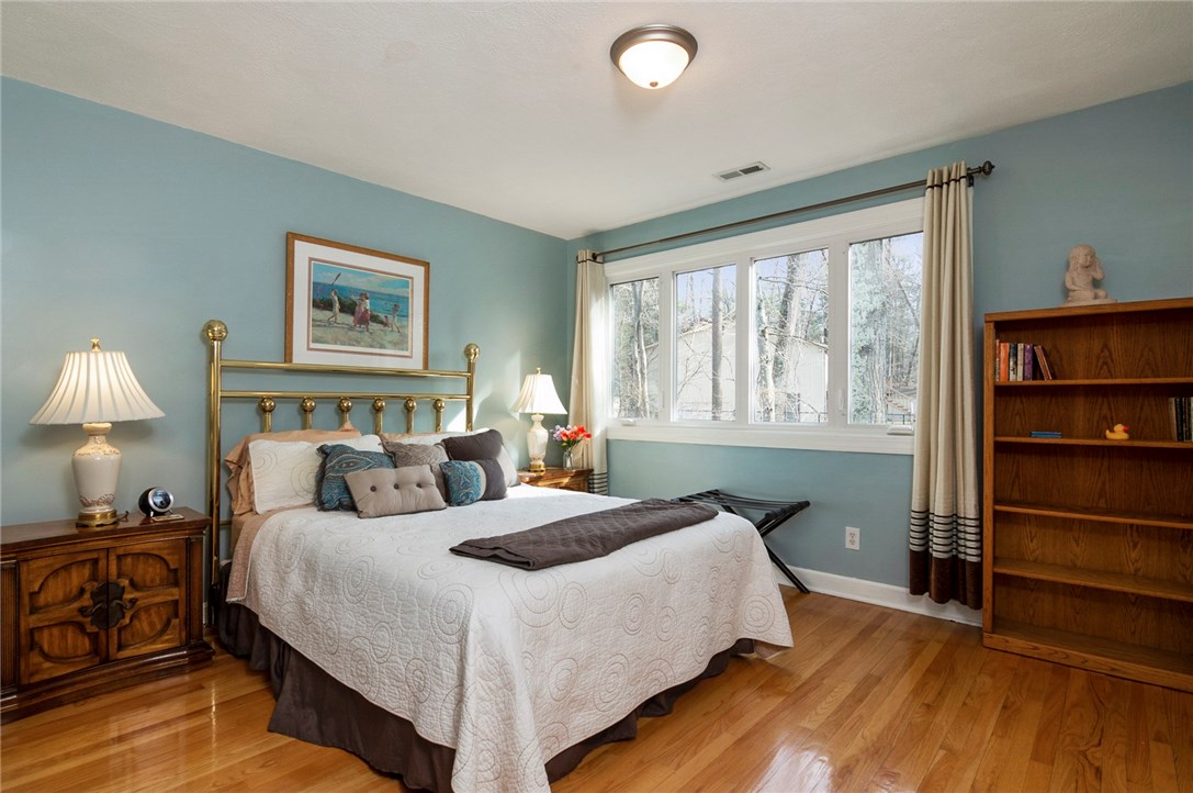 245 Country View Drive Warwick, RI 02886 - Photo 18 of 27