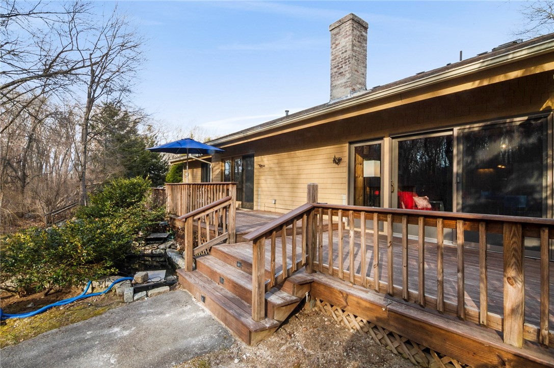 245 Country View Drive Warwick, RI 02886 - Photo 22 of 27