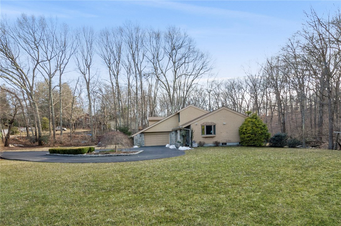 245 Country View Drive Warwick, RI 02886 - Photo 25 of 27