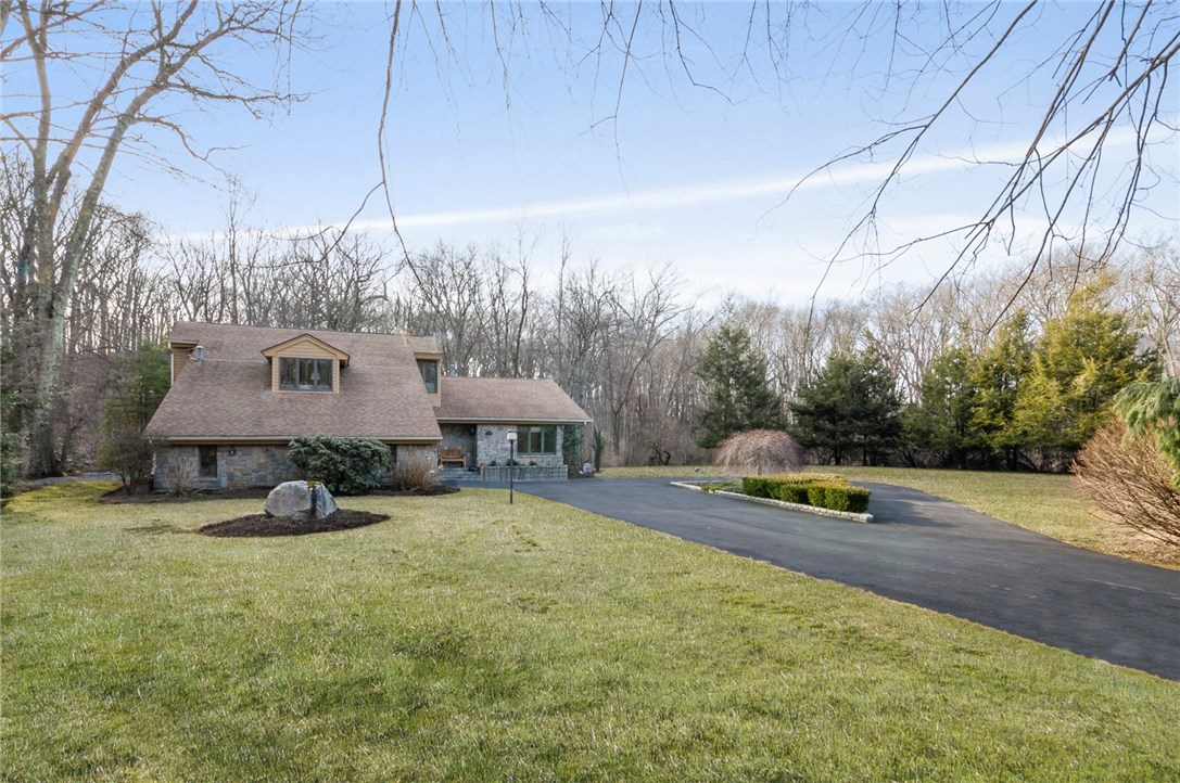 245 Country View Drive Warwick, RI 02886 - Photo 3 of 27