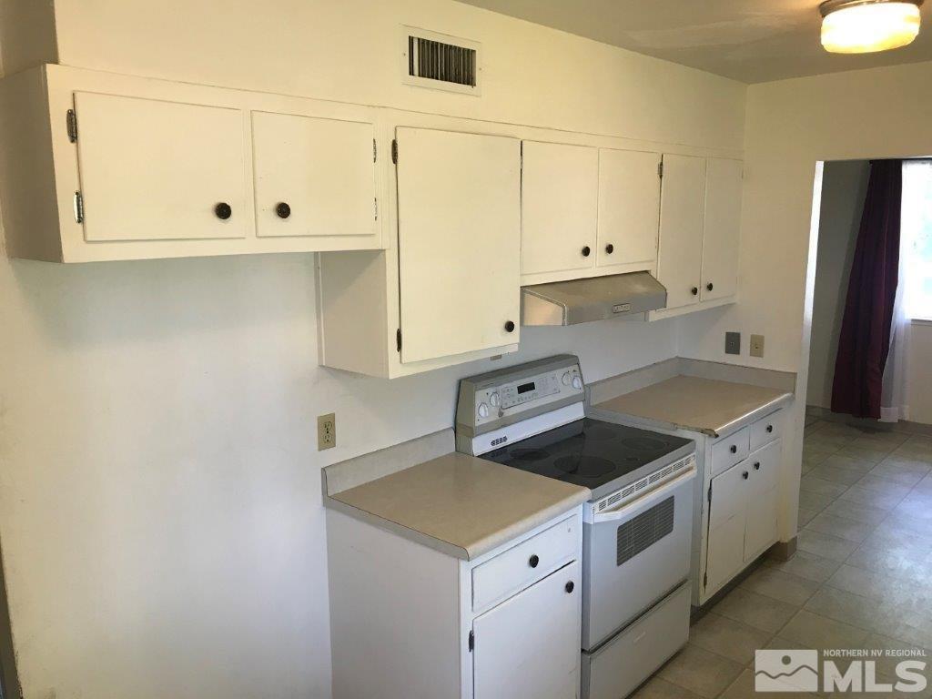 11991 Himalaya Street Reno, NV 89506 - Photo 8 of 24 Photo 8