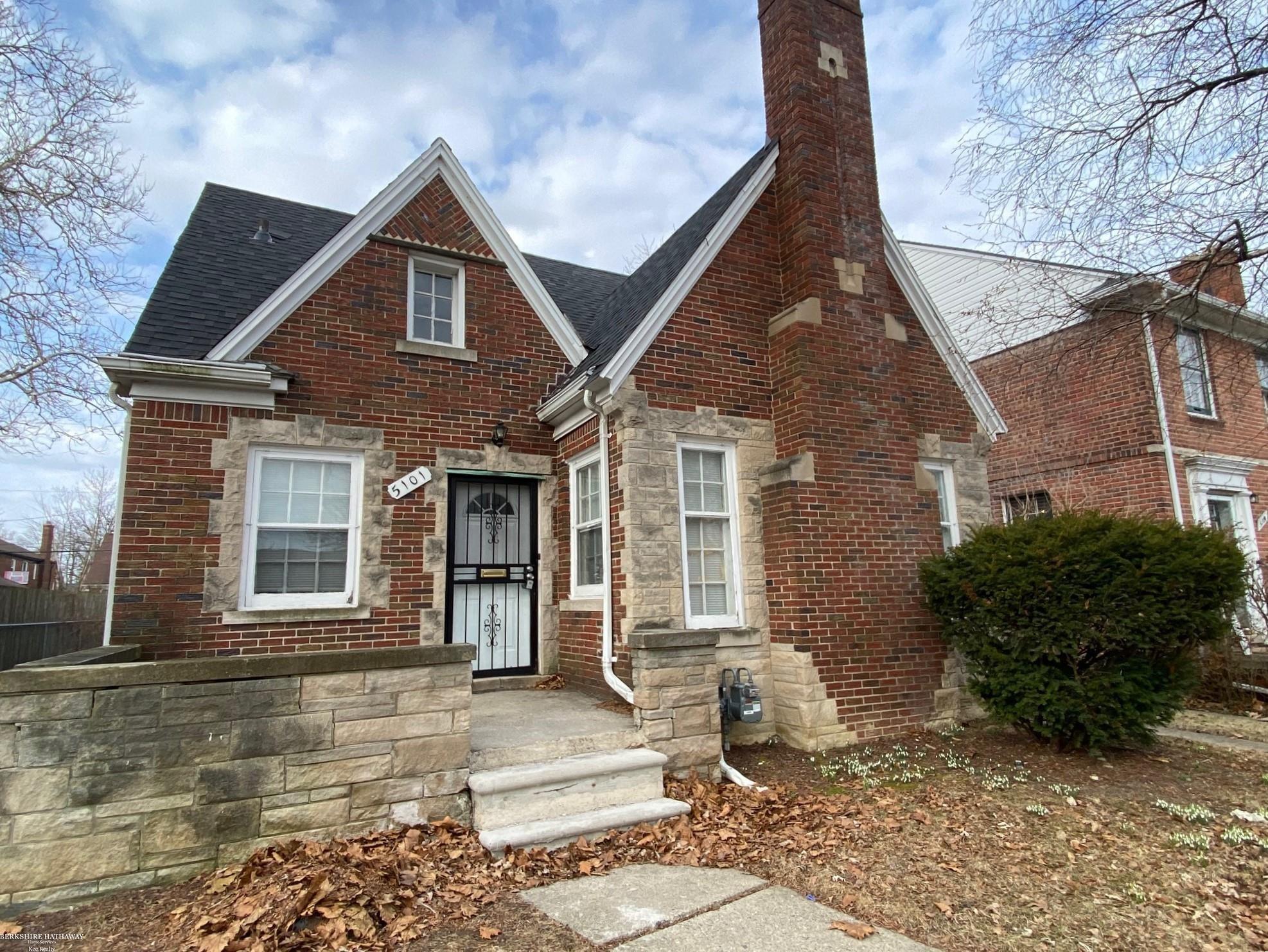 5101 Harvard Road Detroit, MI 48224 - Photo 2 of 33