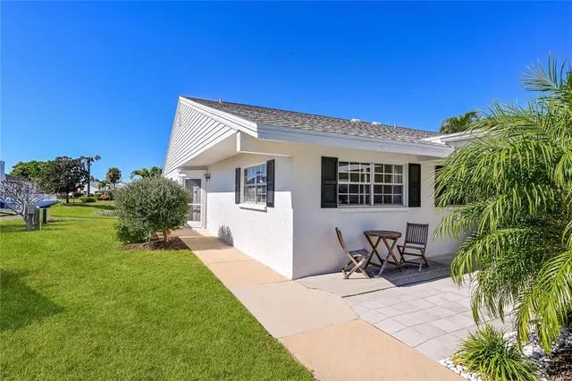 $310,000 | 9426 Andover Circle, Bradenton, FL 34210