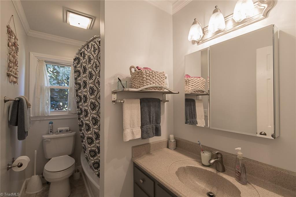 3927 Waterview Road High Point, NC 27265 - Photo 22 of 30 Gallery Image 22