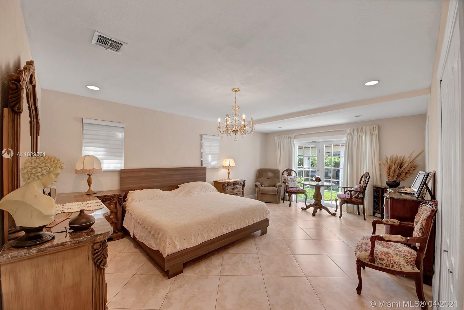 16880 Southwest 59th Court Southwest Ranches, FL 33331 - Photo 22 of 38 Gallery Image 22
