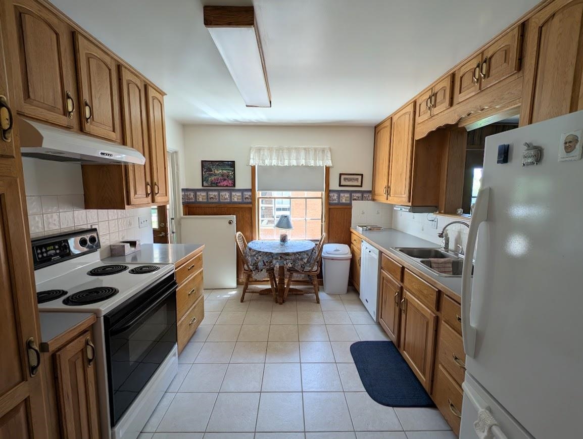 2584 Midland Road Bay City, MI 48706 - Photo 8 of 26