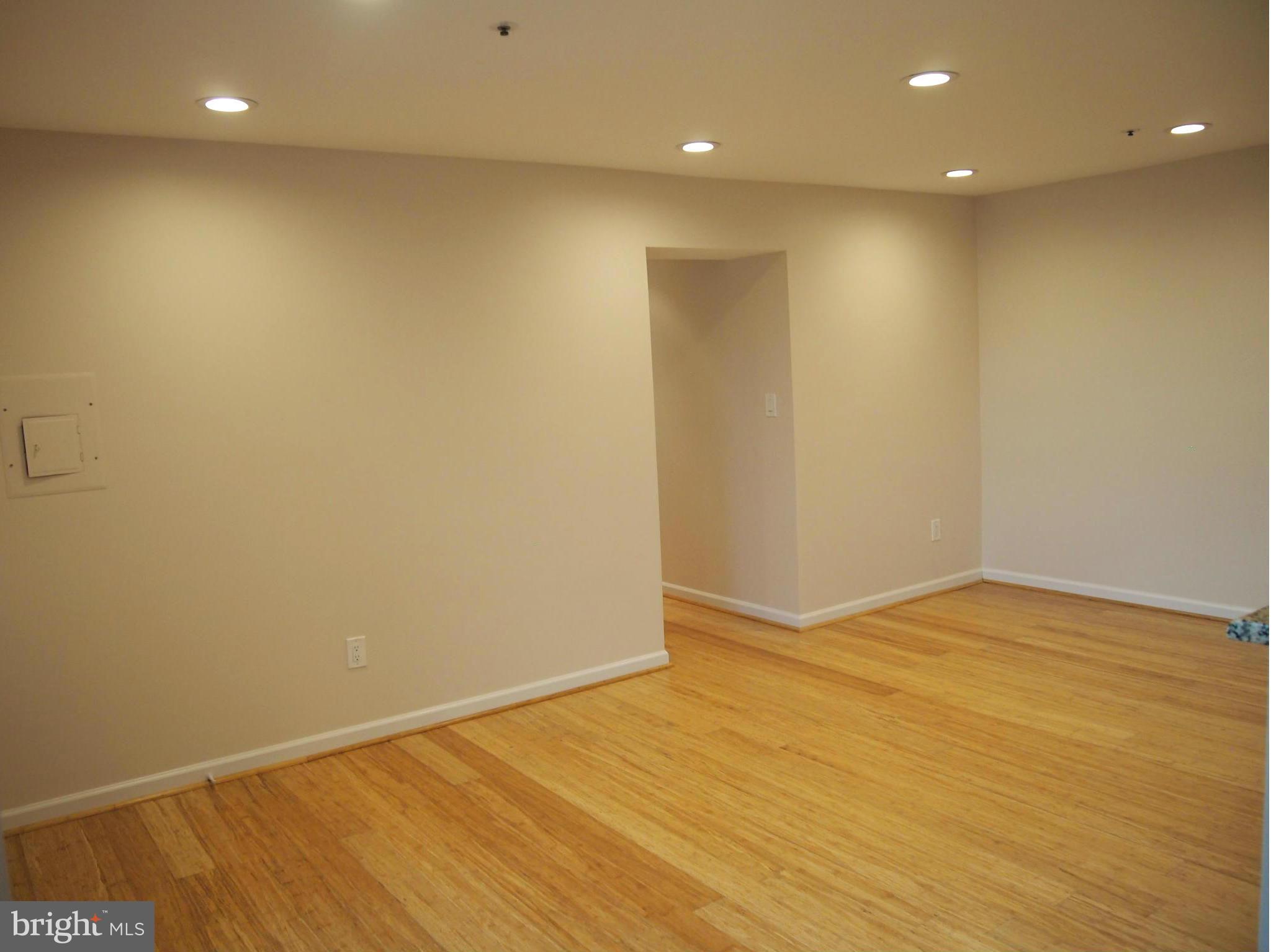 8341 Montgomery Run Road, Unit G Ellicott City, MD 21043 - Photo 15 of 30 Family Room