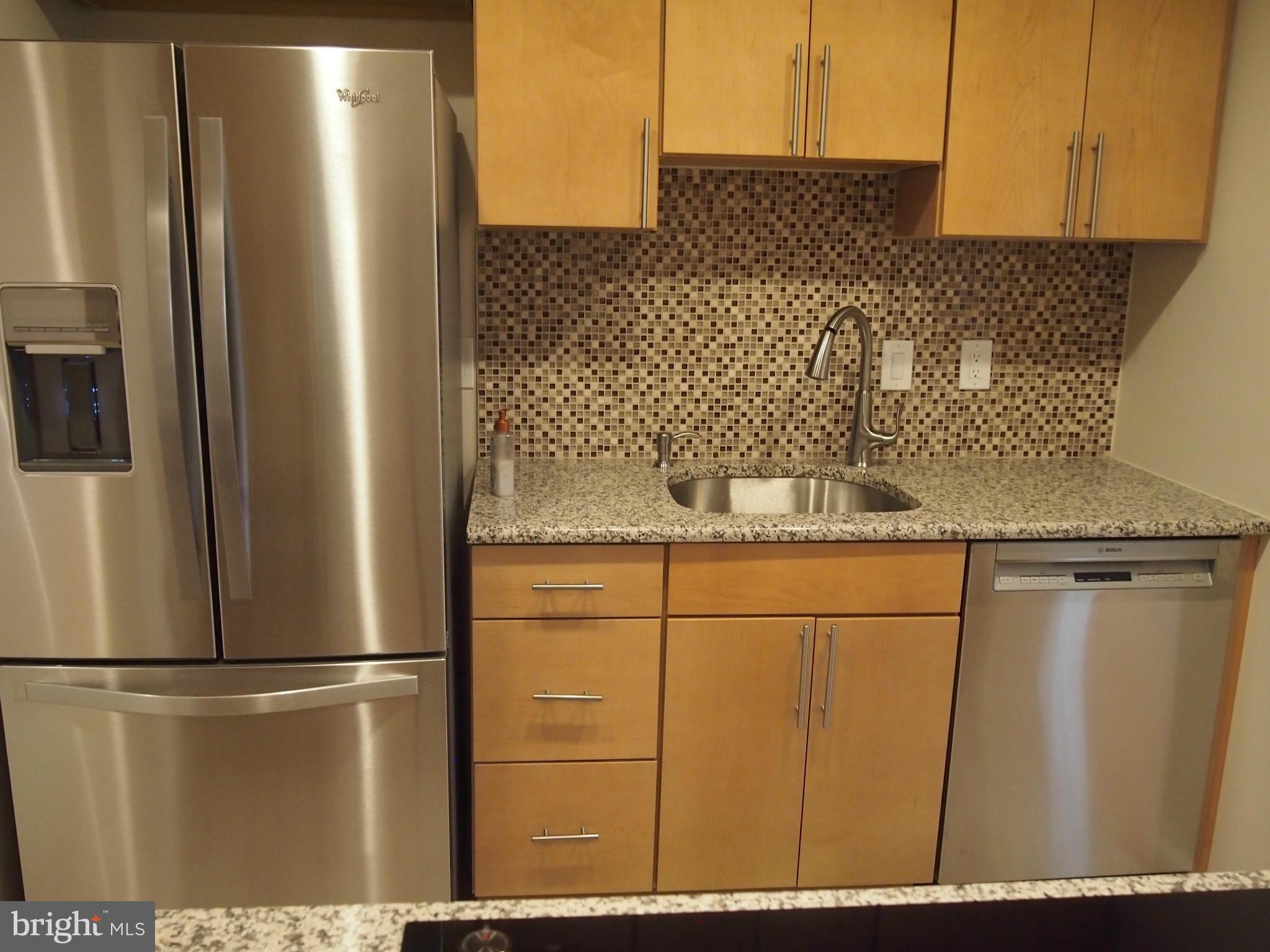 8341 Montgomery Run Road, Unit G Ellicott City, MD 21043 - Photo 10 of 30 Kitchen