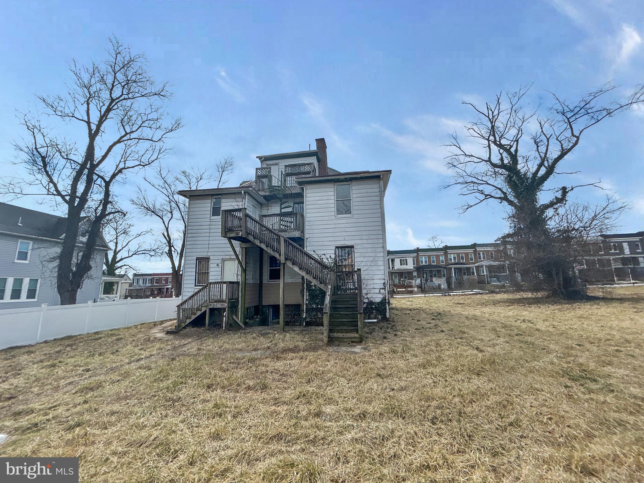 3904 Belle Avenue Baltimore, MD 21215 - Photo 2 of 15 Rear