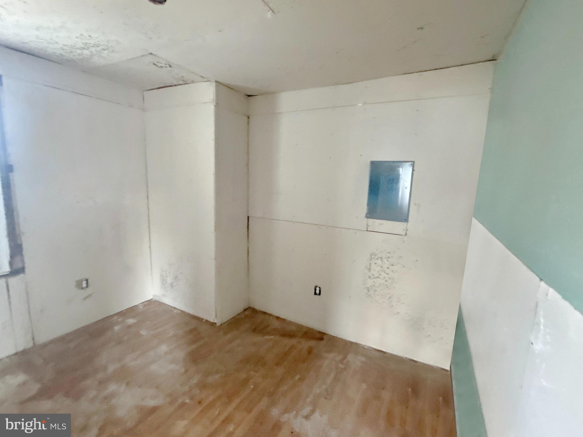 3904 Belle Avenue Baltimore, MD 21215 - Photo 4 of 15 Interior