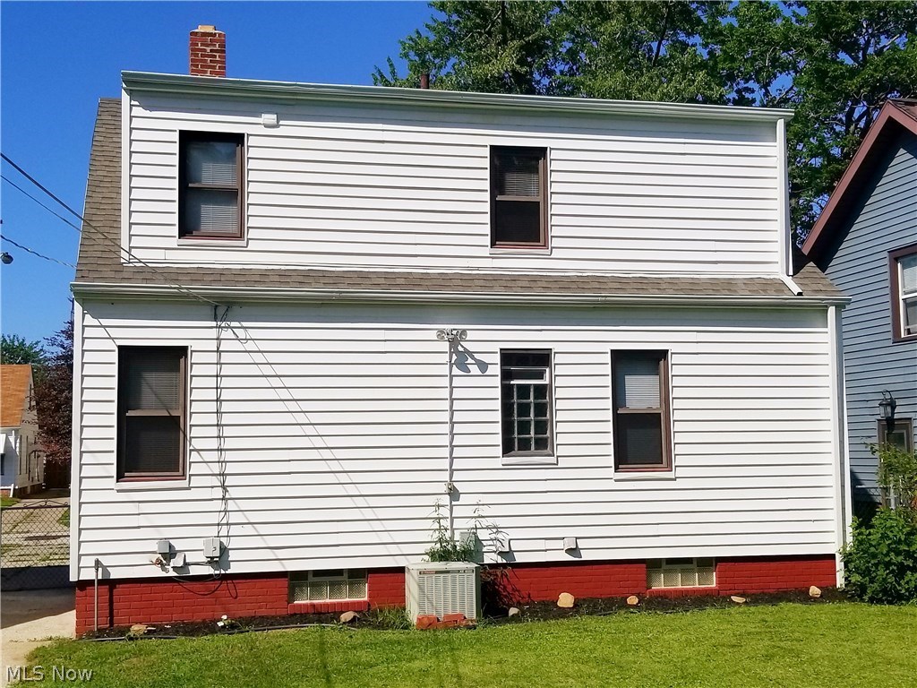 7411 Jameson Road Parma, OH 44129 - Photo 31 of 35
