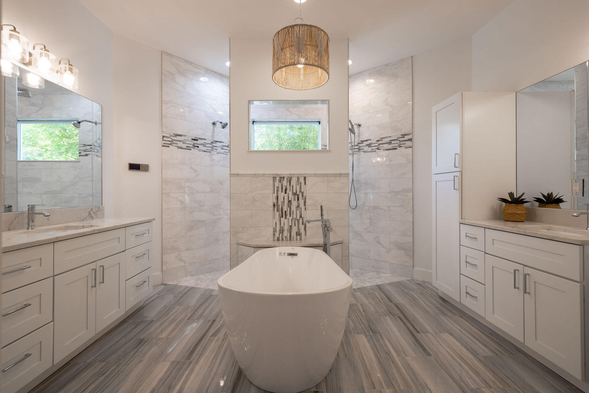 19298 Gulfstream Drive Jupiter, FL 33469 - Photo 36 of 73 Primary Bath