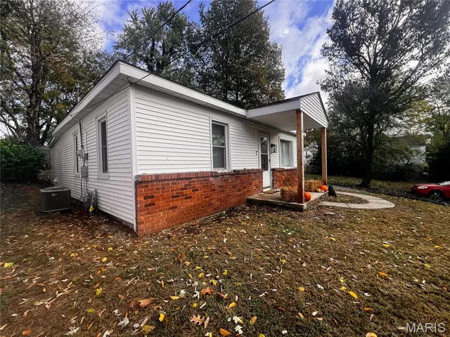 $100,000 | 704 Royal Avenue, Mount Vernon, IL 62864