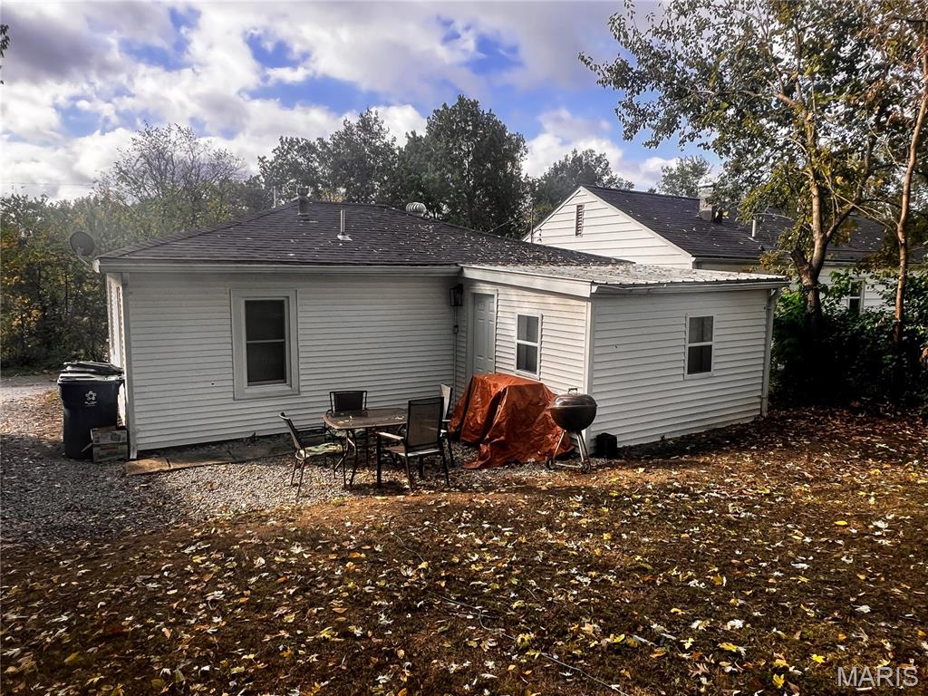 704 Royal Avenue Mount Vernon, IL 62864 - Photo 4 of 17