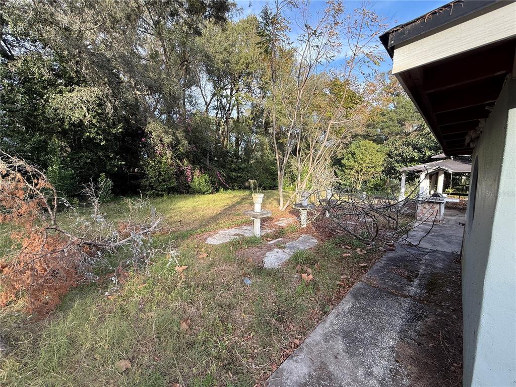 121 Pebble Lane Apopka, FL 32712 - Photo 27 of 39