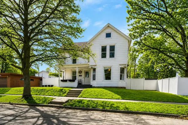 $209,900 | 1213 21st Avenue, Monroe, WI 53566
