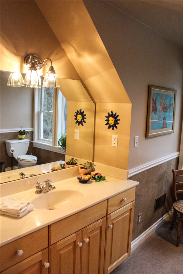 9090 South Coleman Road Maple City, MI 49664 - Photo 34 of 78 1829147-35.JPG