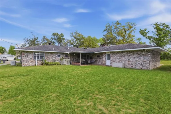 $229,000 | 607 Lockwood Court, Lake Charles, LA 70605