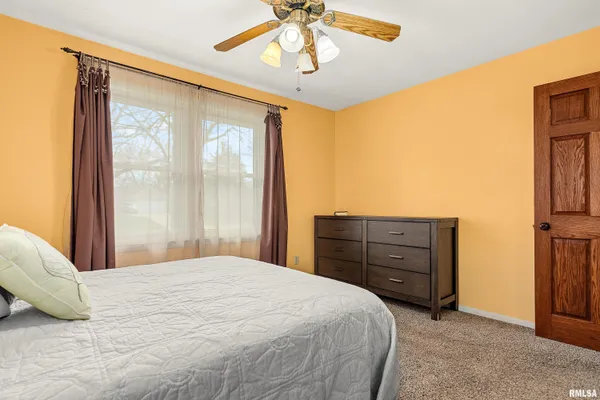 $210,000 | 5315 North Isabell Avenue, Peoria, IL 61614
