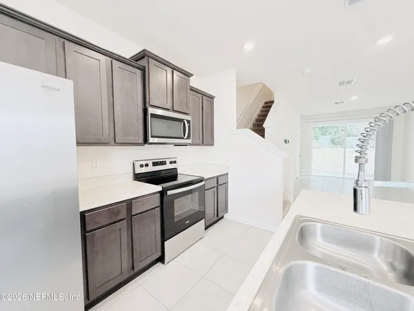 $1,450 | 847 Gate Run Road, Jacksonville, FL 32211