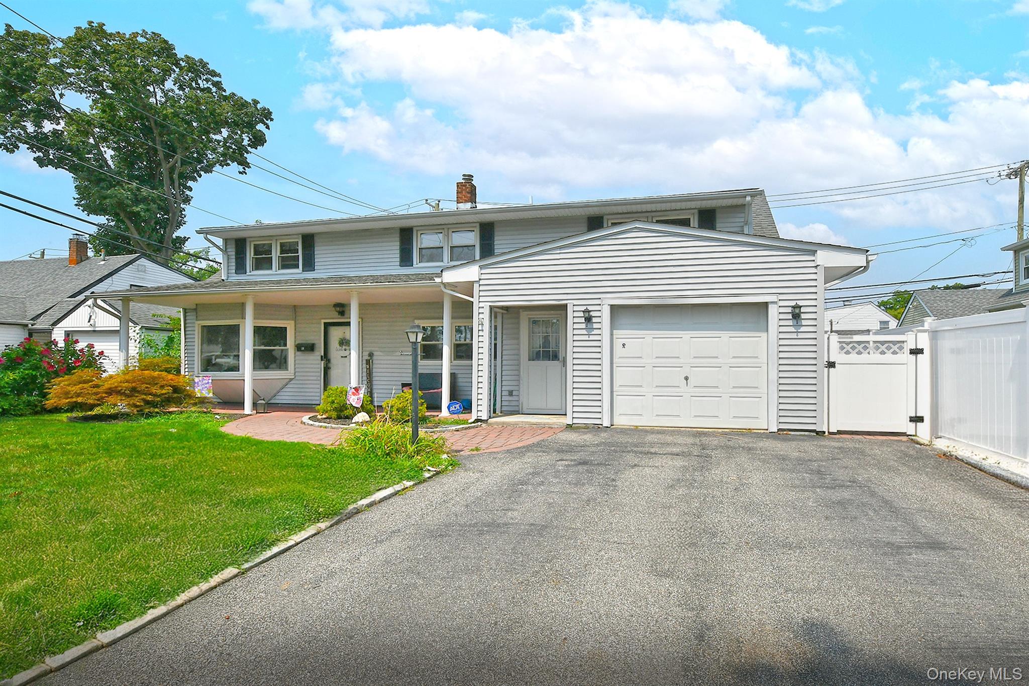 53 Periwinkle Road Levittown, NY 11756 - Photo 1 of 22 Gallery Image 1