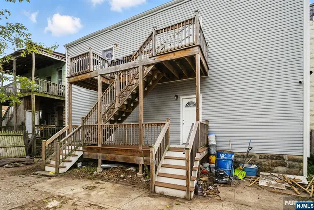 $949,000 | 24-26 Willoughby Street, Newark, NJ 07112