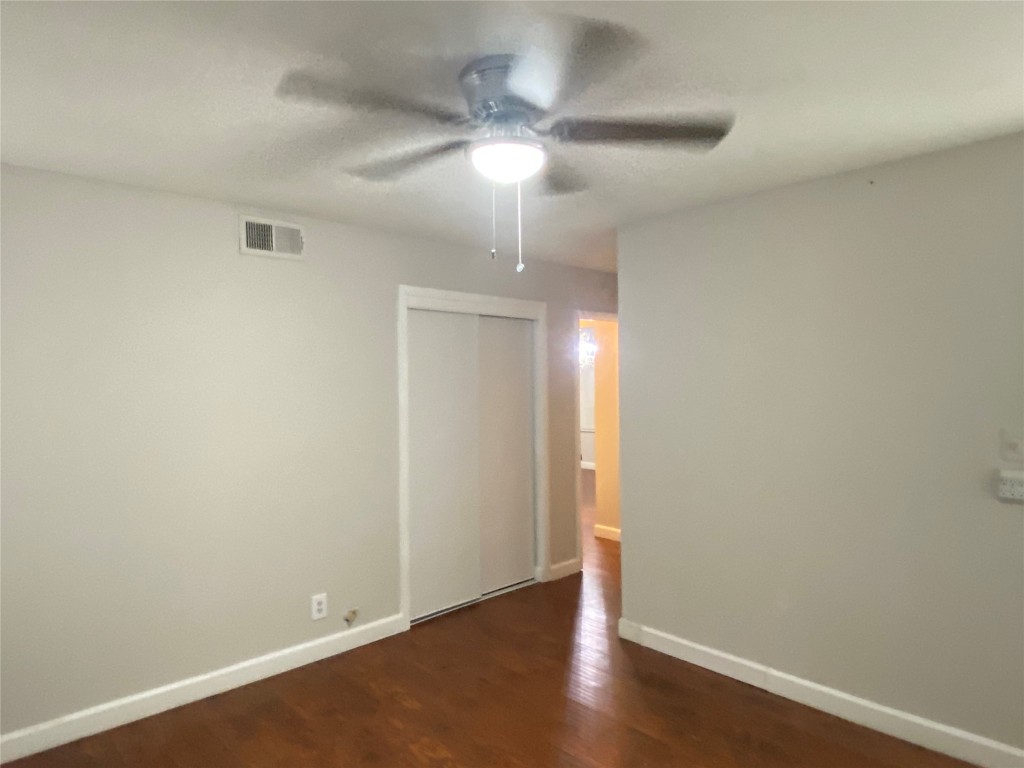 6602 Ariel Street Houston, TX 77074 - Photo 11 of 18