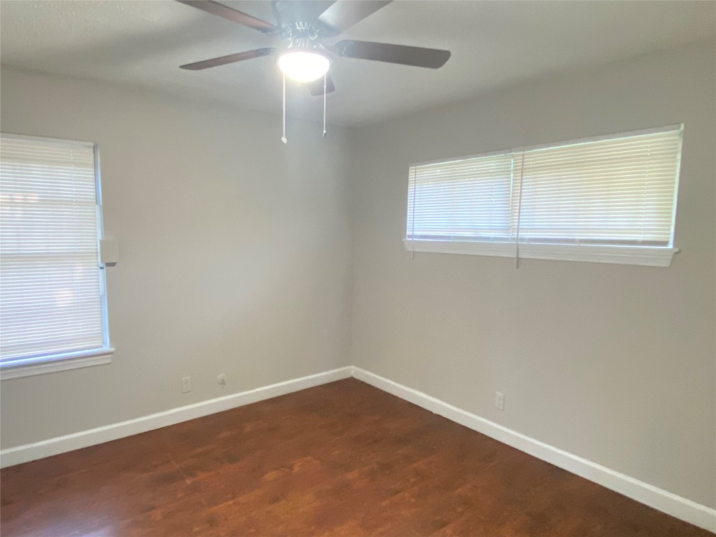 6602 Ariel Street Houston, TX 77074 - Photo 4 of 18