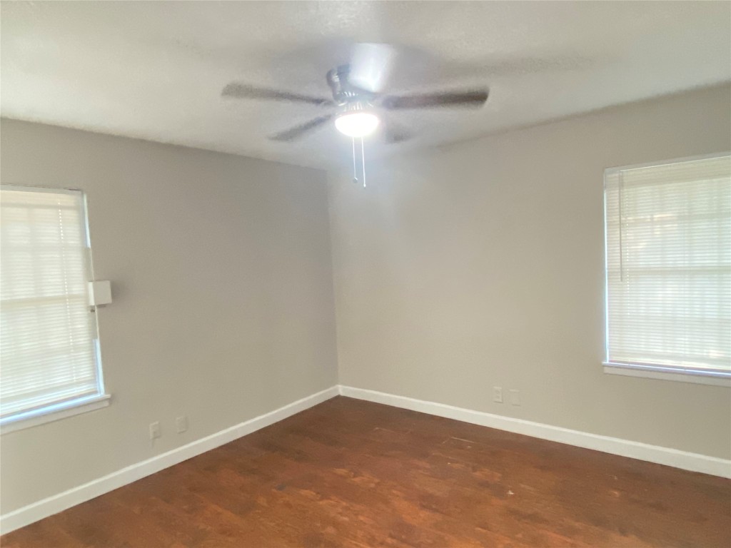 6602 Ariel Street Houston, TX 77074 - Photo 10 of 18