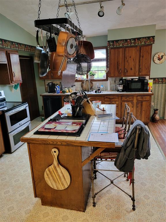 417 State Line Road Vestal, NY 13850 - Photo 31 of 50 Gallery Image 31