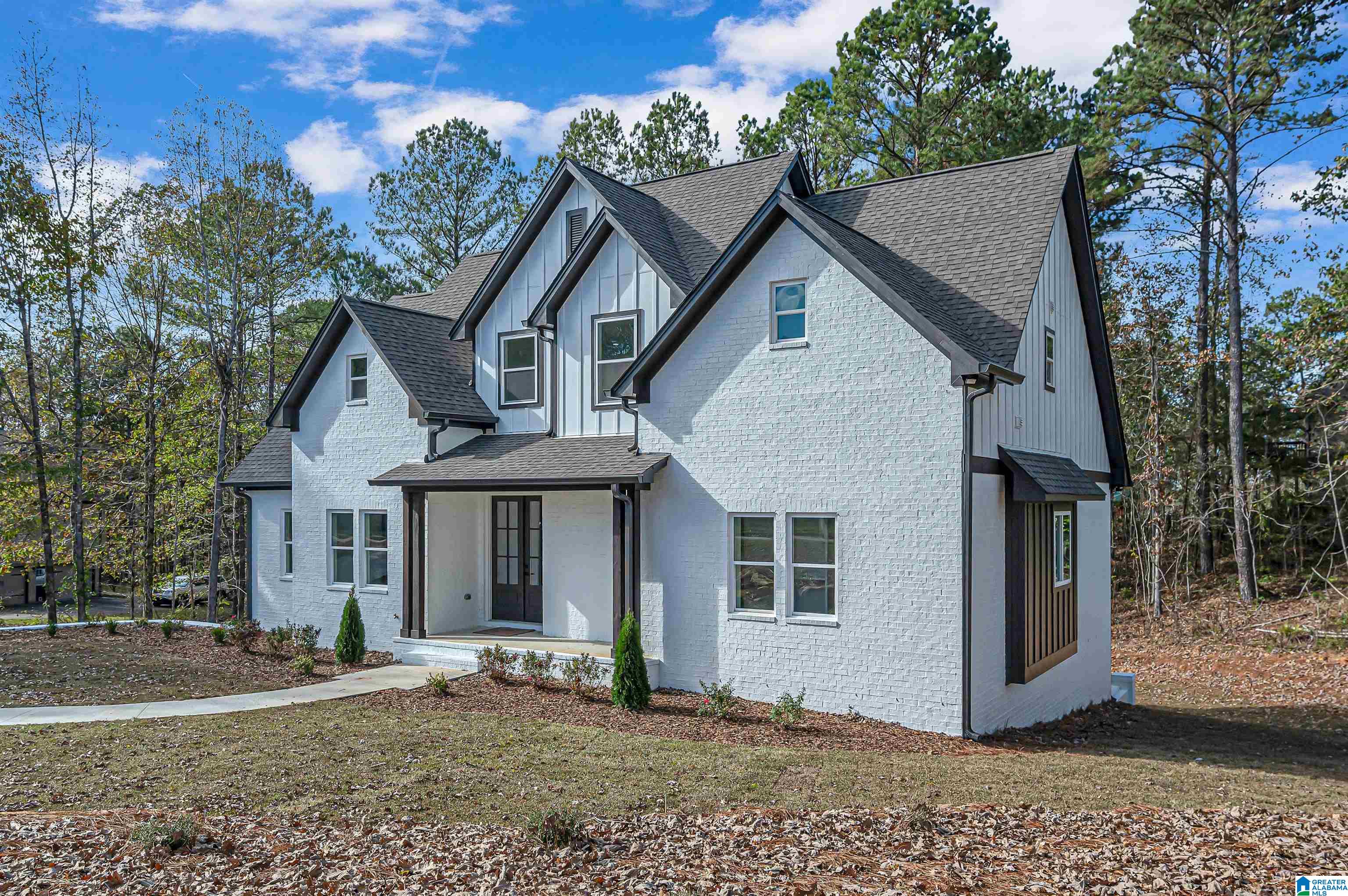 1009 Lake View Lane Calera, AL 35040 - Photo 3 of 52