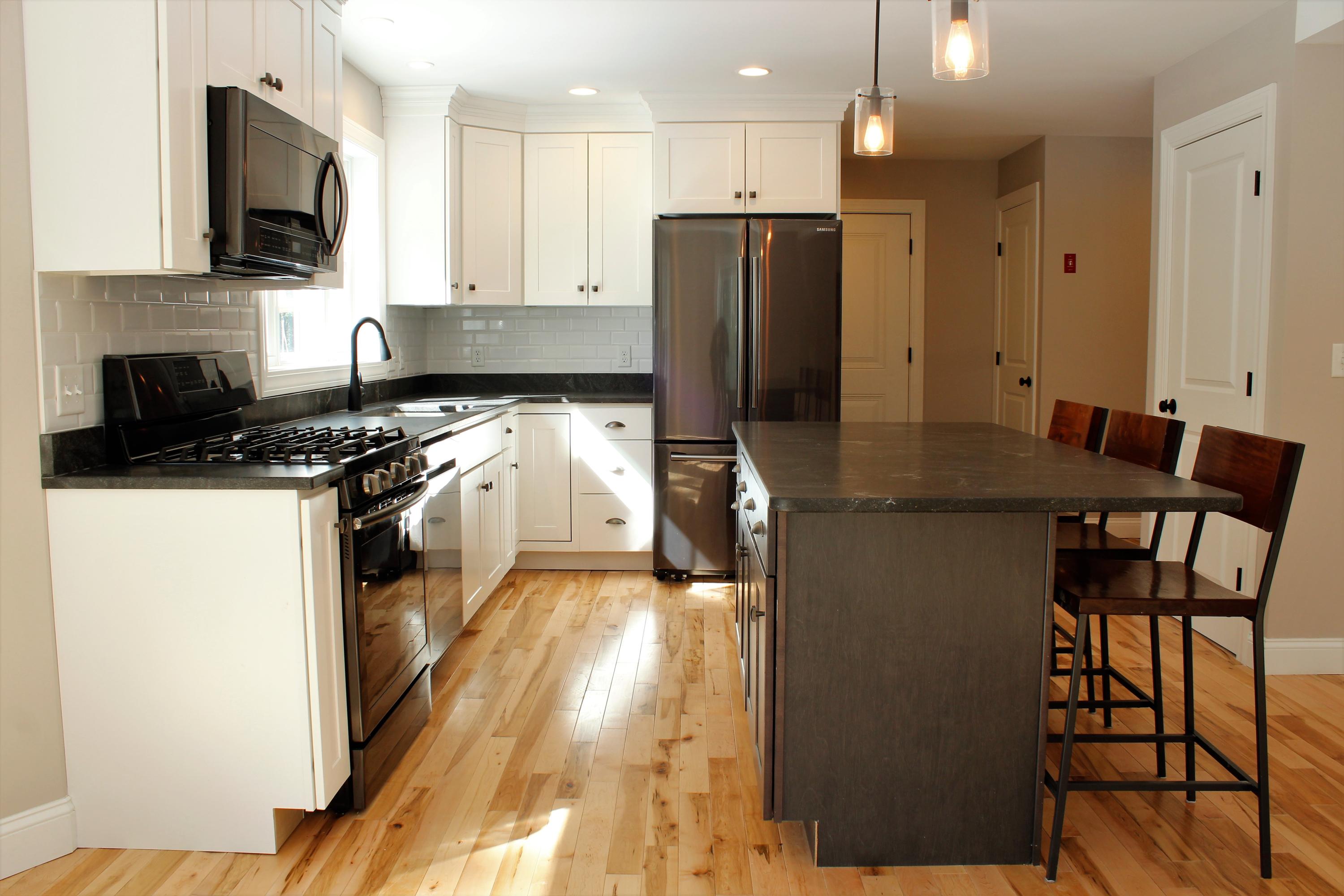 42 Andrea Way Cumberland Center, ME 04021 - Photo 4 of 59 14