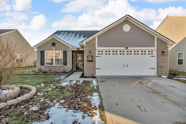 $249,999 | 2941 West Hawanian Lane, Monrovia, IN 46157
