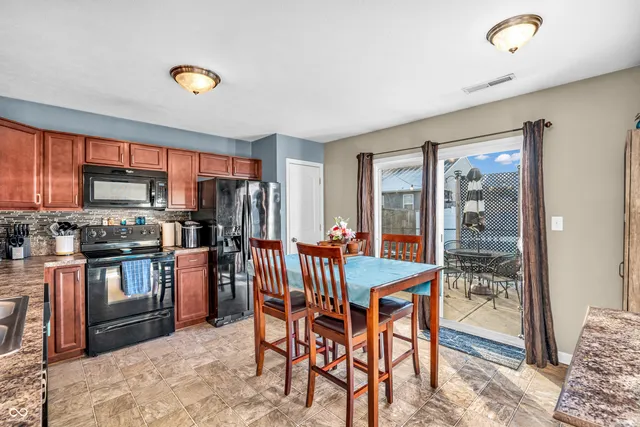 $249,999 | 2941 West Hawanian Lane, Monrovia, IN 46157