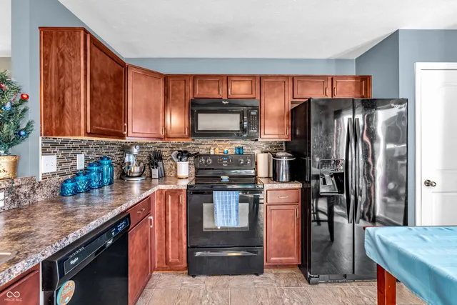 $249,999 | 2941 West Hawanian Lane, Monrovia, IN 46157