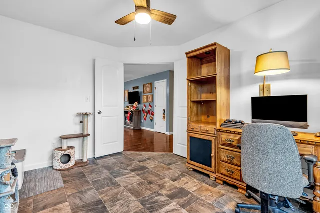 $249,999 | 2941 West Hawanian Lane, Monrovia, IN 46157