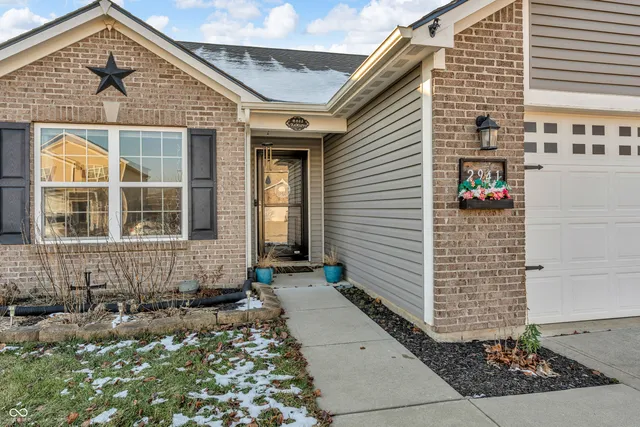 $249,999 | 2941 West Hawanian Lane, Monrovia, IN 46157