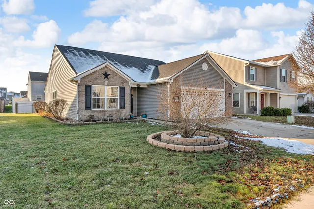 $249,999 | 2941 West Hawanian Lane, Monrovia, IN 46157