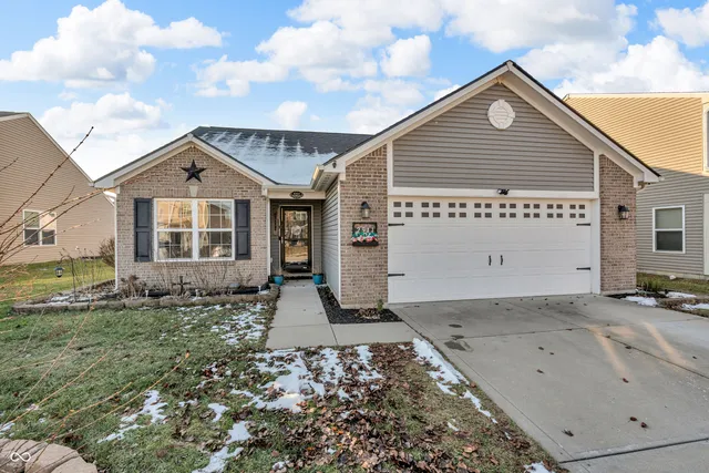 $249,999 | 2941 West Hawanian Lane, Monrovia, IN 46157
