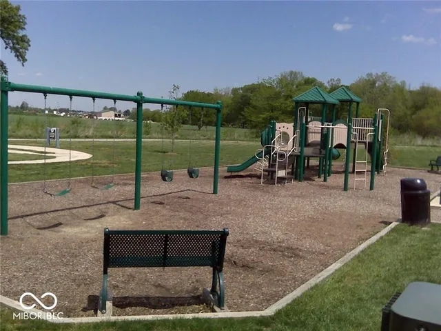 $249,999 | 2941 West Hawanian Lane, Monrovia, IN 46157