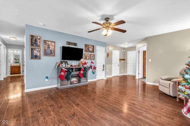 $249,999 | 2941 West Hawanian Lane, Monrovia, IN 46157