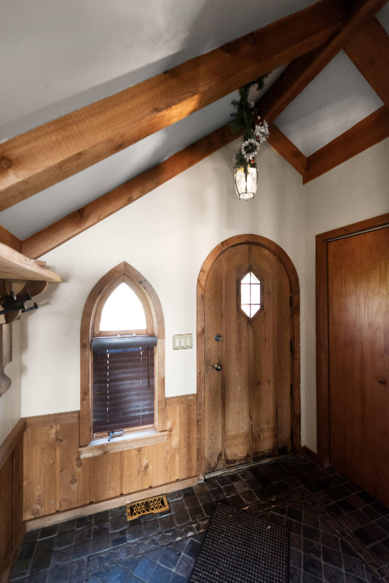 13952 Cascade Road Southeast Lowell, MI 49331 - Photo 14 of 47 RJG_0124