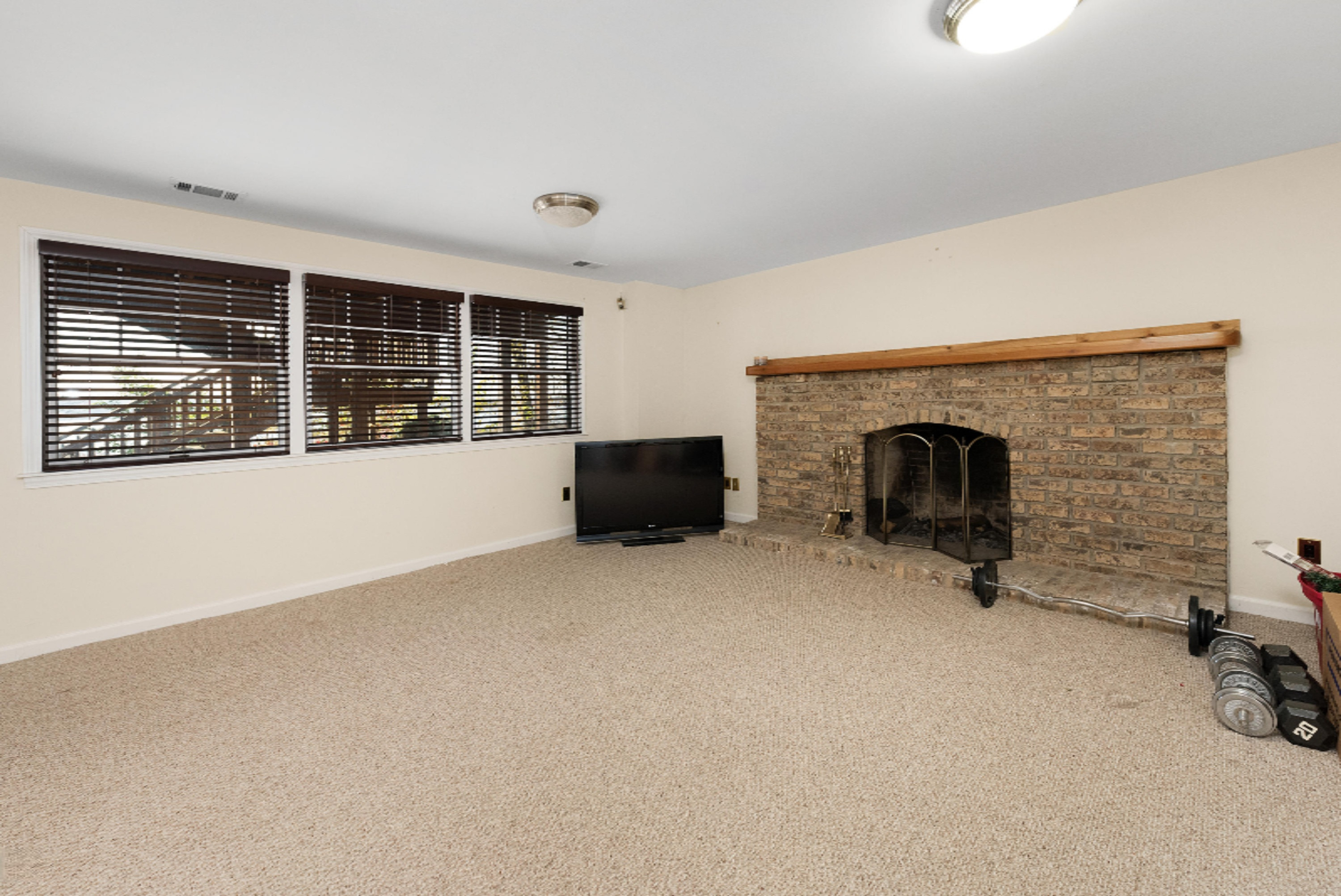 13952 Cascade Road Southeast Lowell, MI 49331 - Photo 32 of 47 RJG_0086